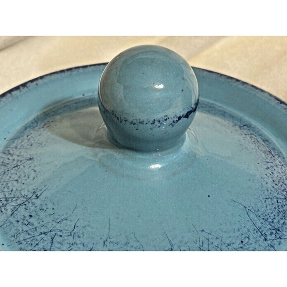 De Silva Terracotta Lt Blue Soup Bowl with handle and lid, never used 6.5x5.5" - Picture 5 of 16